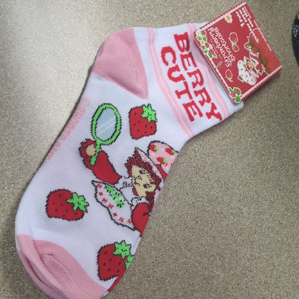 Berry Cute Strawberry Shortcake Socks